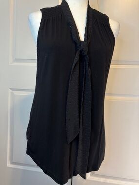Daniel Rainn Black Sleeveless Tie-Neck Camisole